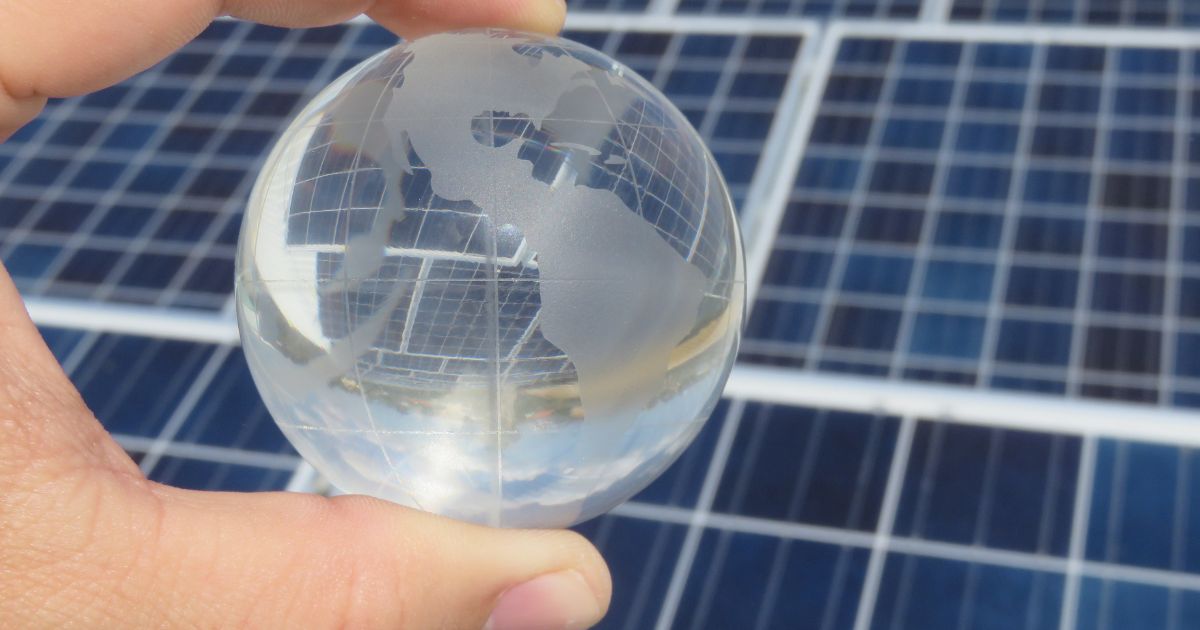 Projeto energia solar para grandes empresas: veja alguns exemplos